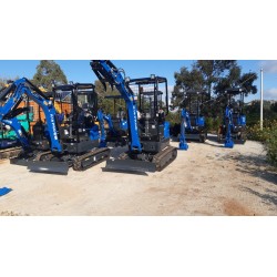 Escavatore Rippa 18 quintali con motore 3 cilindri Kubota