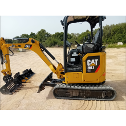 Miniescavatore Caterpillar 301.7 - 18 Quintali -  2200 Ore - Inclusi attacco rapido e 2 benne