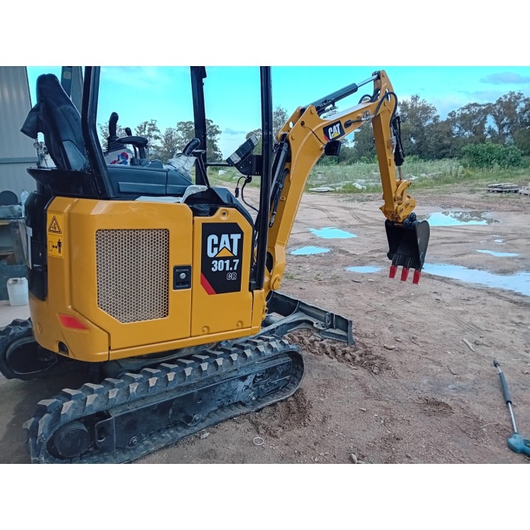 Miniescavatore Caterpillar 301.7 CR Anno 2018