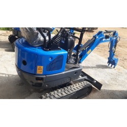 Escavatore Rippa 10 quintali con motore koop diesel monocilindrico