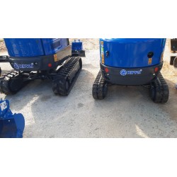 Escavatore Rippa 18 quintali con motore 3 cilindri Kubota